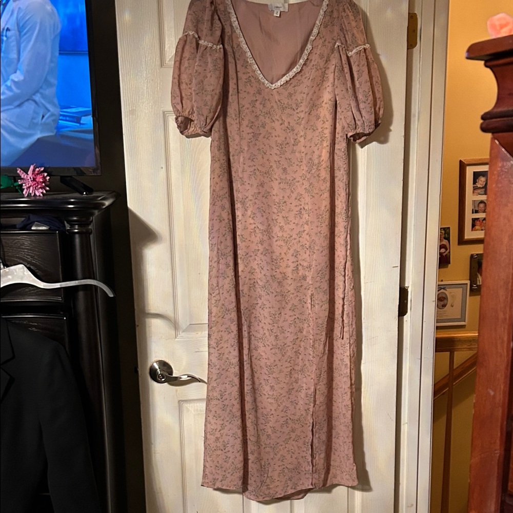 Hersey Boutique Floral Pink Dress with Lace Trim